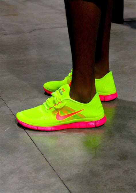 nike neon schoenen|neon shoes for women.